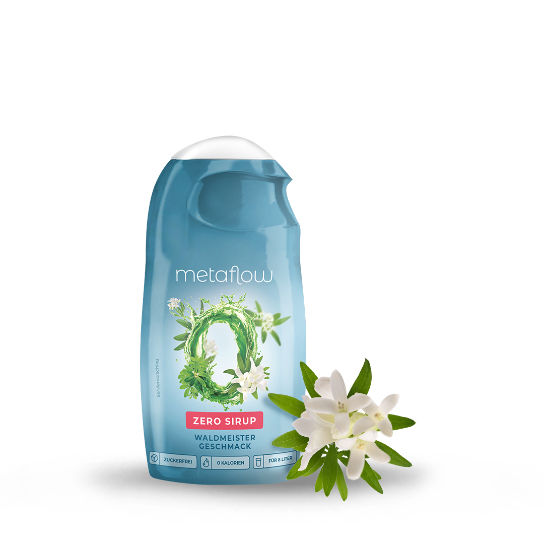 MetaFlow Zero Sirup Waldmeister Geschmack in 65-ml-Flasche mit Waldmeisterpflanzen und floralem Motiv auf blauem Etikett, zuckerfrei und kalorienfrei