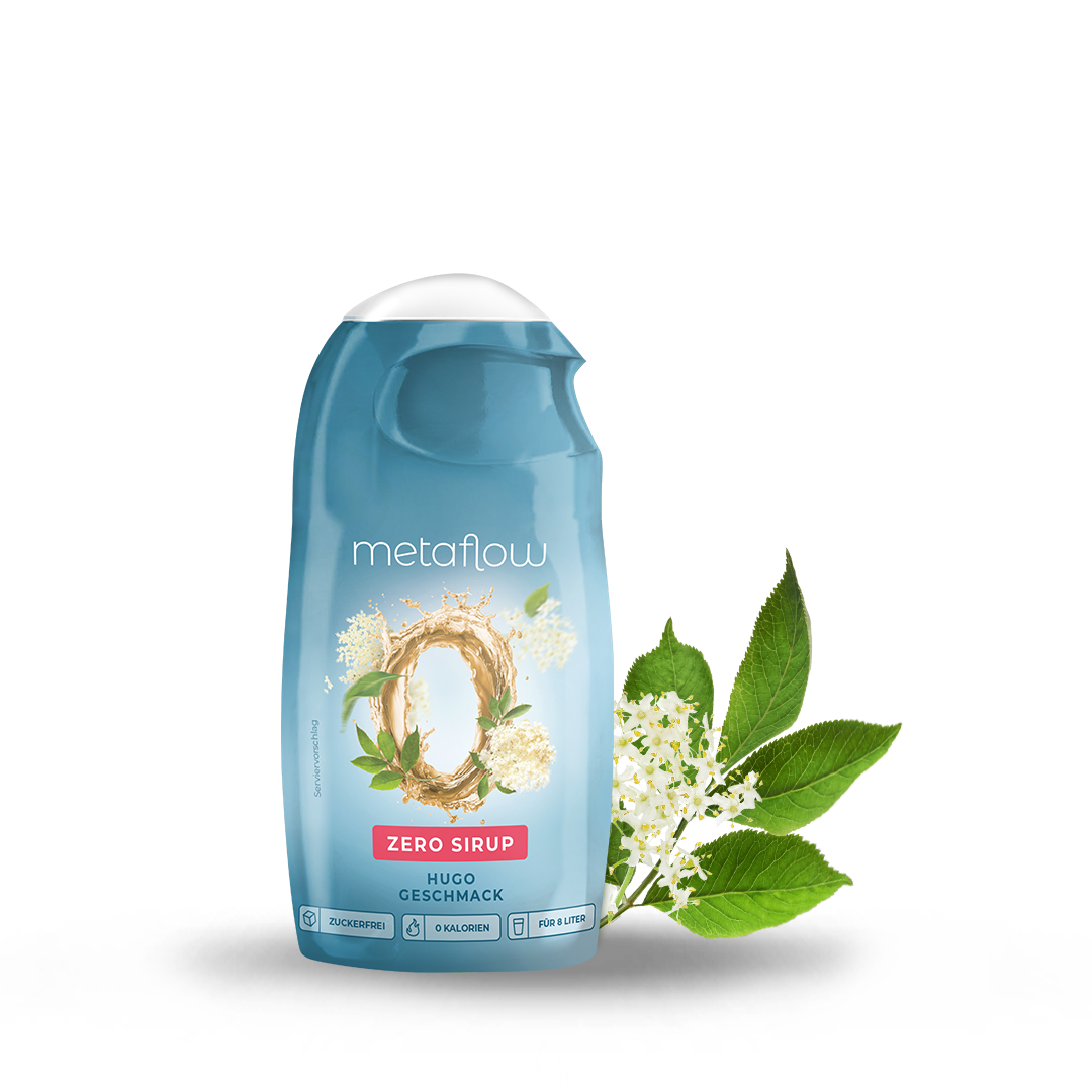 MetaFlow Zero Sirup Hugo Geschmack in handlicher 65-ml-Flasche mit Holunderblütenmotiv und modernem blauem Etikett, zuckerfrei und kalorienfrei